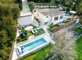 Piscine- Jacuzzi - Vidéoprojecteur -Clim- Parking