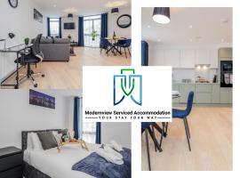 Watford Cassio Deluxe - Modernview Serviced Accommodation，位于沃特福德的公寓