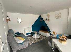 maison de ville en centre ville cany-barville，位于Cany-Barville的酒店