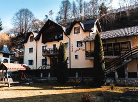 Pensiunea Casa Soarelui，位于Podu Dîmboviţei的酒店