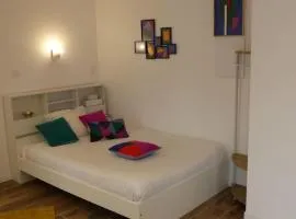 La Pierre n°6 Grand studio avec CLIM