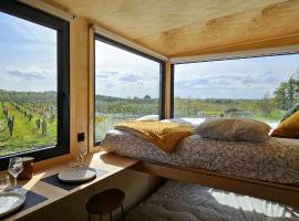 Tiny House au milieu des Vignes，位于Arbis的小屋