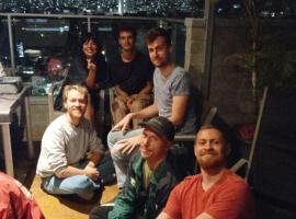 Hostel Metro Floresta Alojamiento，位于麦德林的酒店
