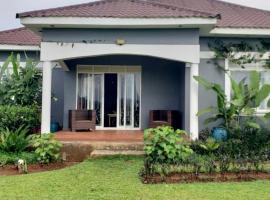 Kalunga Holiday Home，位于Banda的酒店