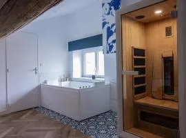 Suite Saphir - Jacuzzi & Sauna