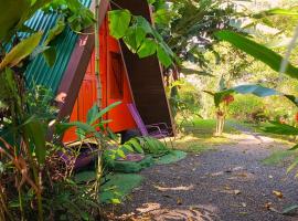 Chalets Silencio del Bosque，位于福尔图纳的木屋