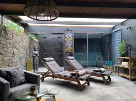 SPA HOUSE 2