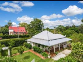 Clunes Cottage，位于克伦司的酒店