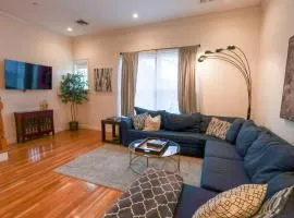 Modern Townhome,boston Vacation,2 Bath,pkg,deck