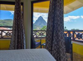Sea Piton View Apartment- Location, Convenience, Modern Living，位于苏弗里耶尔的公寓式酒店