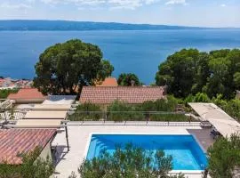 VILLA B2B with heated pool and panoramic sea views