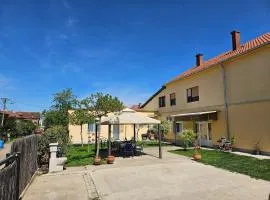 Apartments Kuca Aleksic
