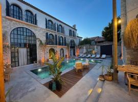 Rhea Alaçatı Boutique Hotel，位于阿拉恰特的酒店