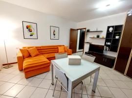 Monolocale-7 minuti da Bergamo, 10 minuti Milan Bergamo Airport，位于Gorle的酒店