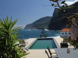 Casa Del Mar- Wonderfull Sea Views & Swimming Pool