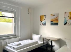 LOFT 8 by Comfort Housing - up to 8 guests，位于法尔肯塞的酒店