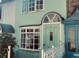 North Laine Sunny Cottage - PARKING available，位于布莱顿霍夫的度假屋
