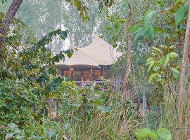 Saja and Sal The Chief's Tent，位于Baihar的酒店