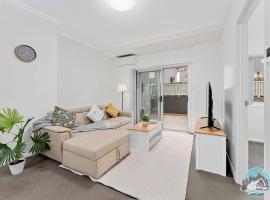 Aircabin - Wentworthville - 2 Beds Apt Free Park，位于文特沃斯维尔的酒店