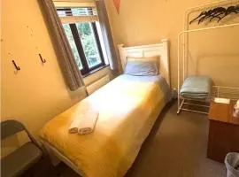 Cozy single room in city center