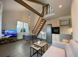 Charmante Maisonnette - 5 min du Pôle Hippique de Saint-Lô，位于Saint-Pierre-de-Semilly的酒店