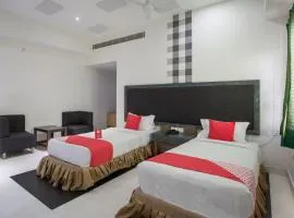 OYO Hotel Palak Residency Near Erragadda Metro Station