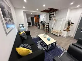 City Canal, Open Space, Spotless, 2 Levels, 4pp, free parking, 5G WiFi