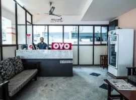 OYOFlagship Hillside Hotel Kukatpally