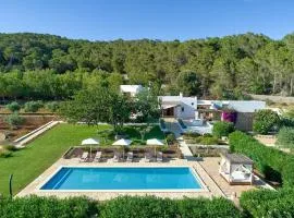 Ferienhaus mit Privatpool für 9 Personen ca 350 qm in Santa Eulària des Riu, Ibiza Südküste von Ibiza