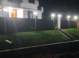 MISTY MOUNT VILLA MANANTHAVADY，位于玛纳多迪的酒店