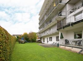 Apartment with Balcony near the Luxembourg s Border，位于博伦多夫的酒店