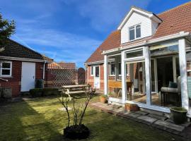 Bilbo's Cottage, Sheringham，位于谢林汉姆的酒店