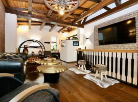 Strand Chalet，位于瓦尔内明德的木屋