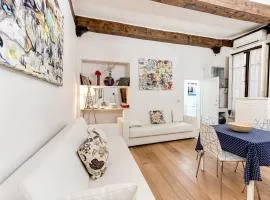 Quiet Independent at the Duomo