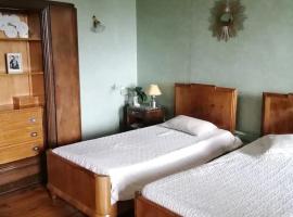 Chambres d'hotes au Domaine des Possibles，位于奥尔西讷的酒店