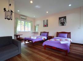 MJ Gargen View เรือนหลวงรีสอร์ท，位于Ban Tha Kup的酒店