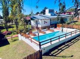 Hostal El Trébol - Tanti，位于坦季的酒店