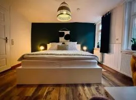 # One Apartment's / Parkplatz / Schlossplatz