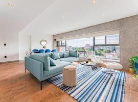 Family friendly Roma Condo 247 Security Parking，位于墨西哥城的酒店