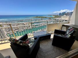 Serenity Waikiki ! Luxury Ocean Suite !，位于檀香山的自助式住宿