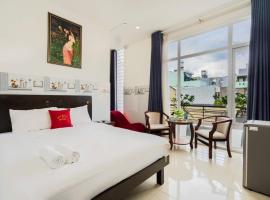 Hoa Hồng Hotel Ho Chi Minh City，位于胡志明市新富郡的酒店