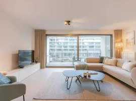 Bright apartment in Sky garden with terrace