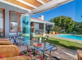 Knysna - Luxury holiday home- entertainers delight