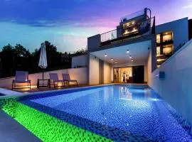 Beautiful Opatija Villa | Villa Mare | 4 Bedrooms | Spectacular Sea Views & Private Pool & Golf Course | Icici