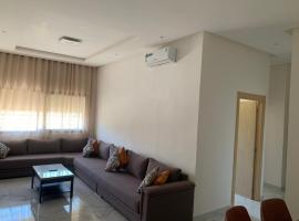 Bel Appartement à Rabat/Harhoura près de la Plage，位于埃尔哈豪拉的酒店