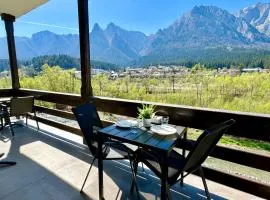 Busteni Mountain View Suites by the River - EV Plug