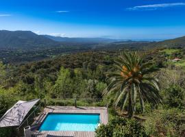 Alta Vista , villa avec piscine privée et vue exceptionnelle près d'Ajaccio，位于Sarrola-Carcopino的酒店