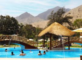 Los Andes - Restaurant & Bungalows，位于谢内吉亚区的酒店