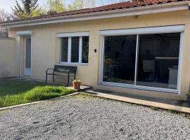 Jolie maison de campagne, Compostelle，位于Soleymieux的酒店