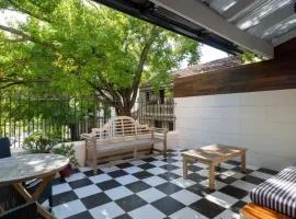 Multi Level Surry Hills Home - 4 Bedrooms